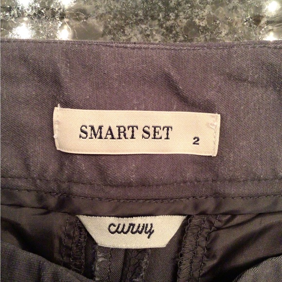 Smart Set Medium Grey Curvy Cotton Capri Pants - US 2 - Picture 3 of 4